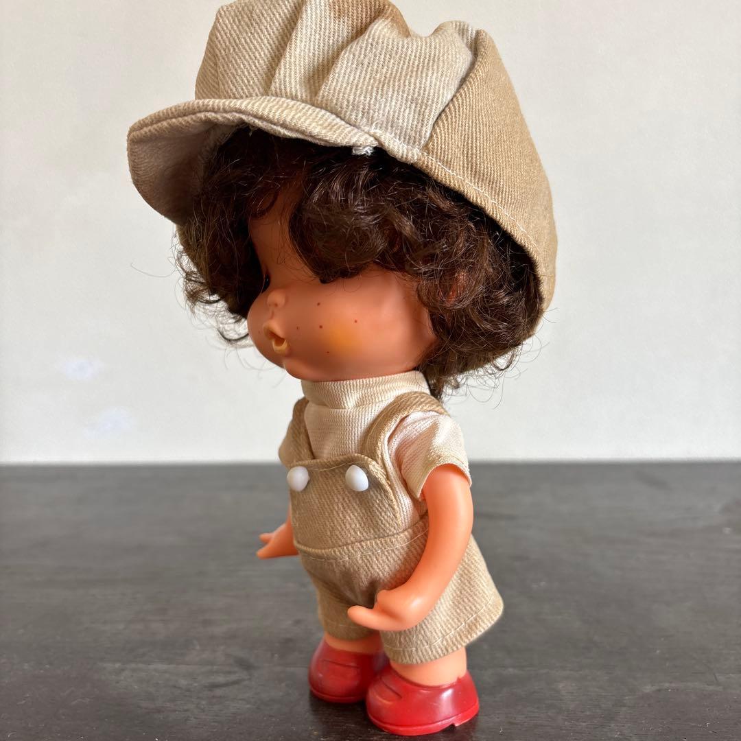 昭和レトロ ソフビ人形 デザインキザワ 天然パーマ そばかすの子