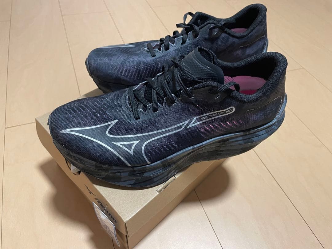 ミズノ ウェーブ リベリオンプロ 27.5cm