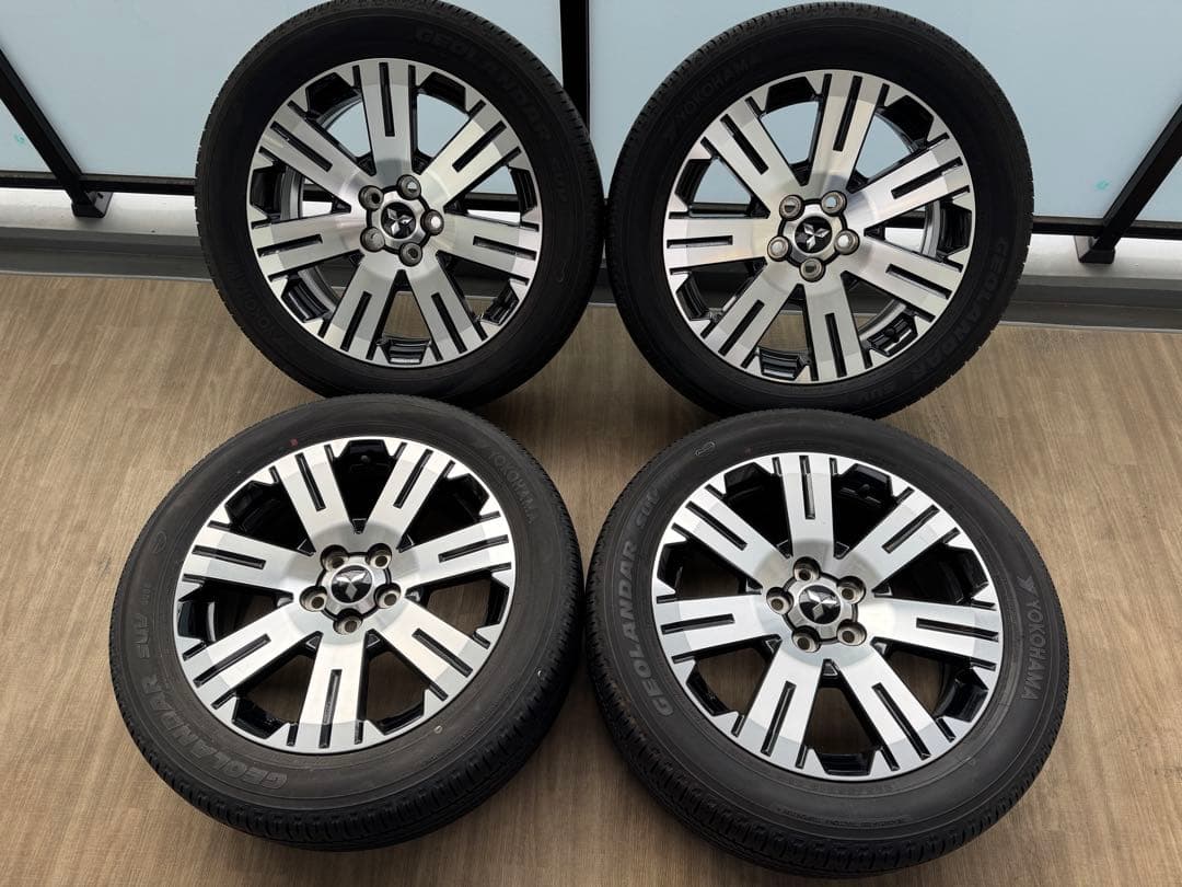 【送料込み】デリカD:5後期 純正タイヤ付きホイール 4本セット 中古ホイール 4本 三菱 デリカD:5 純正 後期 7J-18 5H 114.3 +38