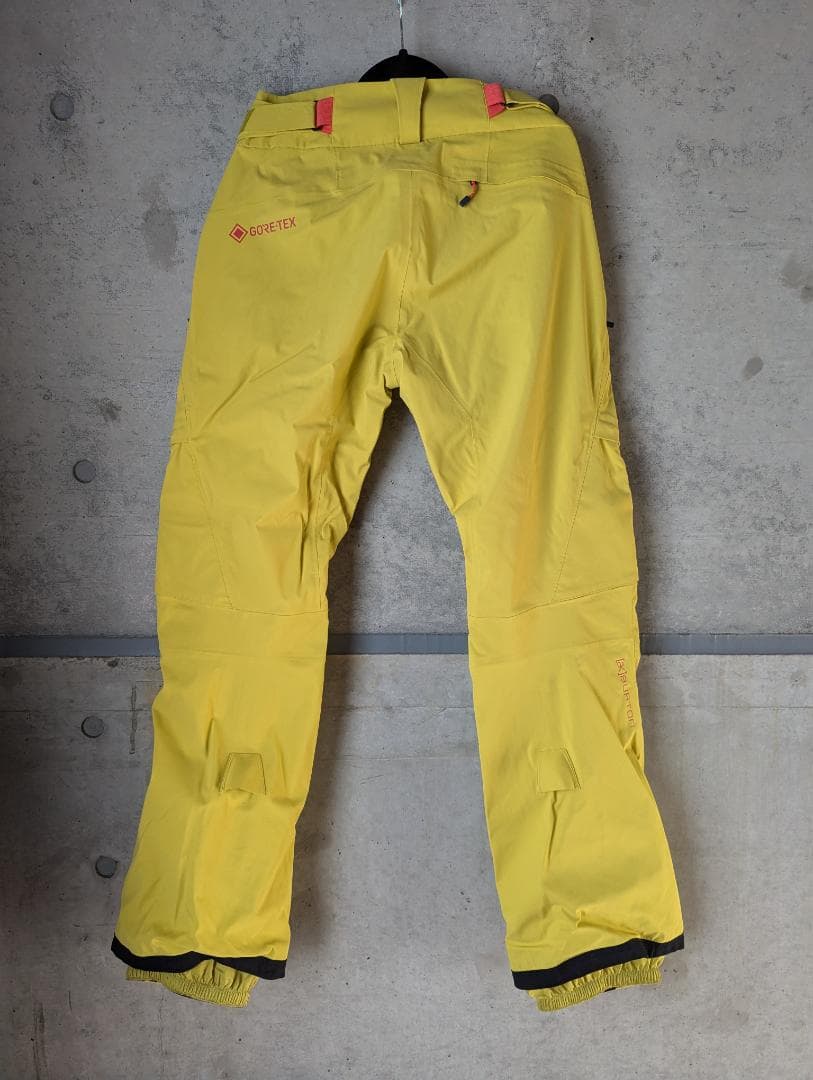 ウニコ様 美品 M バートン AK ゴアテックス ウェア セット