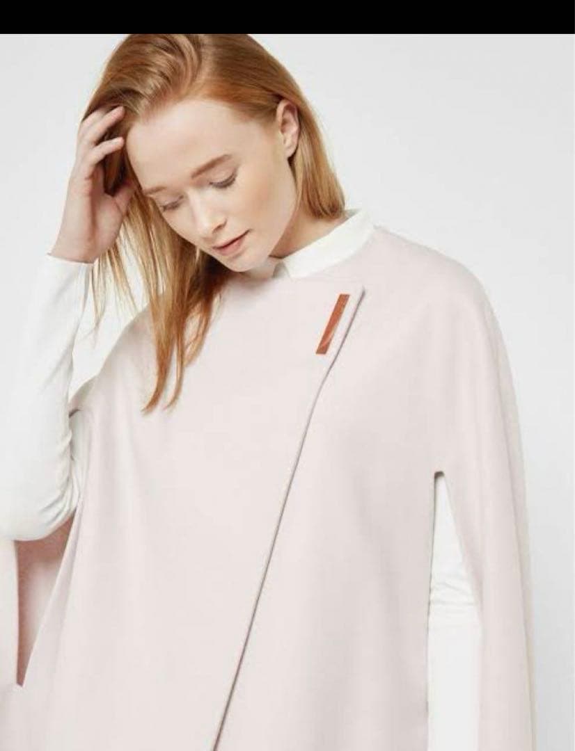 TED BAKER テッドベイカー ケープポンチョ ラップオーバーケープ TED BAKER テッドベイカー ケープポンチョ ラップオーバーケ