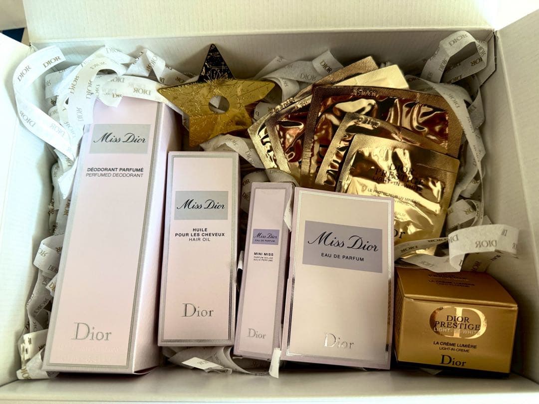 ミスディオール特別限定品を含む箱入りセット、プレステージサンプル多数 Amazon.co.jp: 【国内正規品】DIOR ディオール お試し サンプル セット