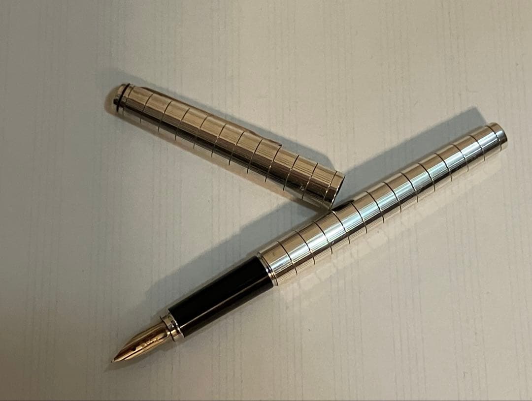 【美品】PLATINUM リビエール 18K-WG スターリングシルバー 万年筆 楽天市場】PLATINUM プラチナ 万年筆 リビエール スターリングシルバー