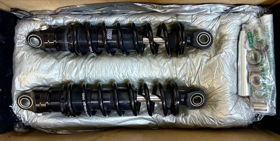 【ヒロ】オーリンズHD761 S36Dリアショックアブソーバー 1ペア OHLINS（オーリンズ） HD 761 リアショック ブラックライン ハーレー