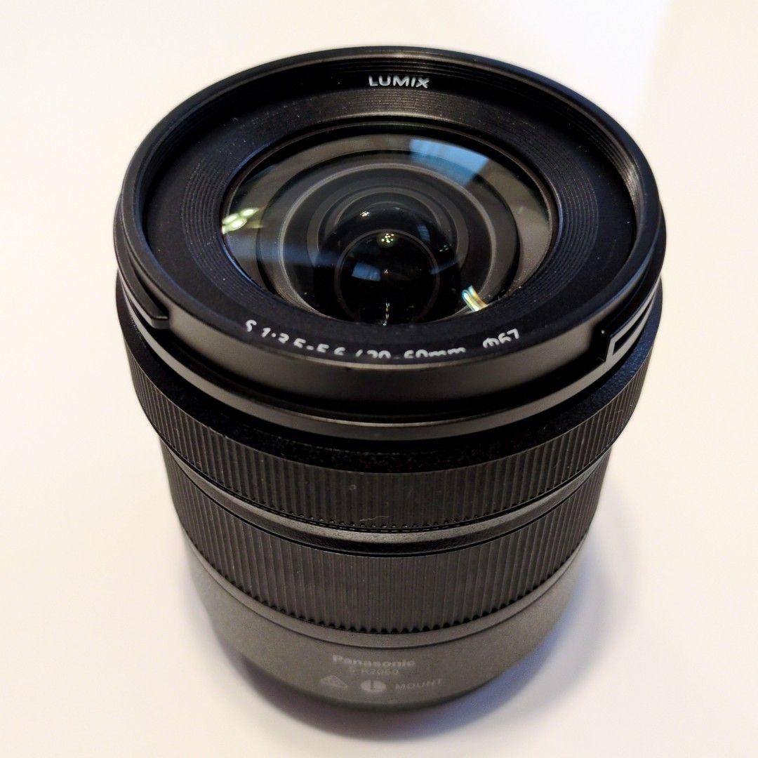 LUMIX 20-60mm F3.5-5.6 ズームレンズ