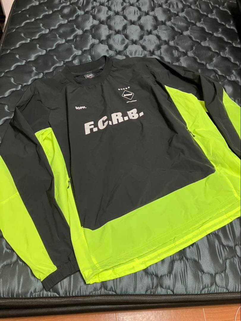 SOPH. F.C.Real Bristolウォームアップ ピステ 232001