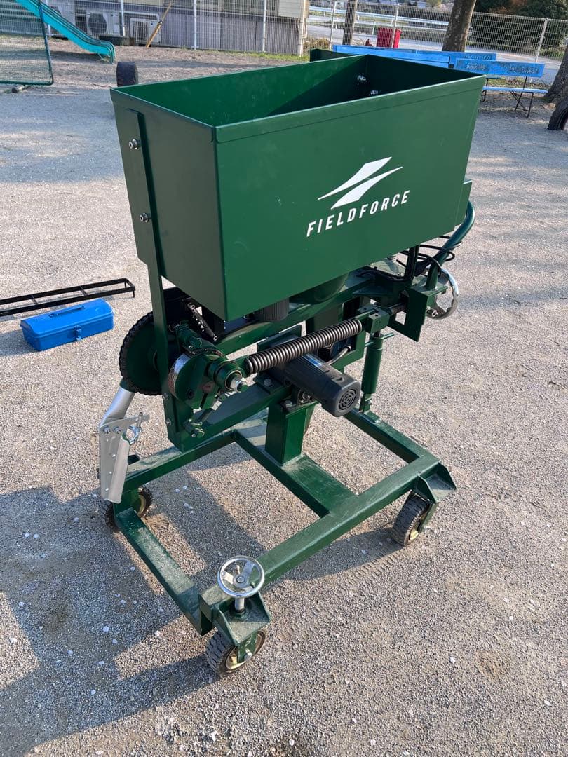FIELD FORCE 小型アーム式ピッチングマシン｜FKAM-1001 - メルカリ