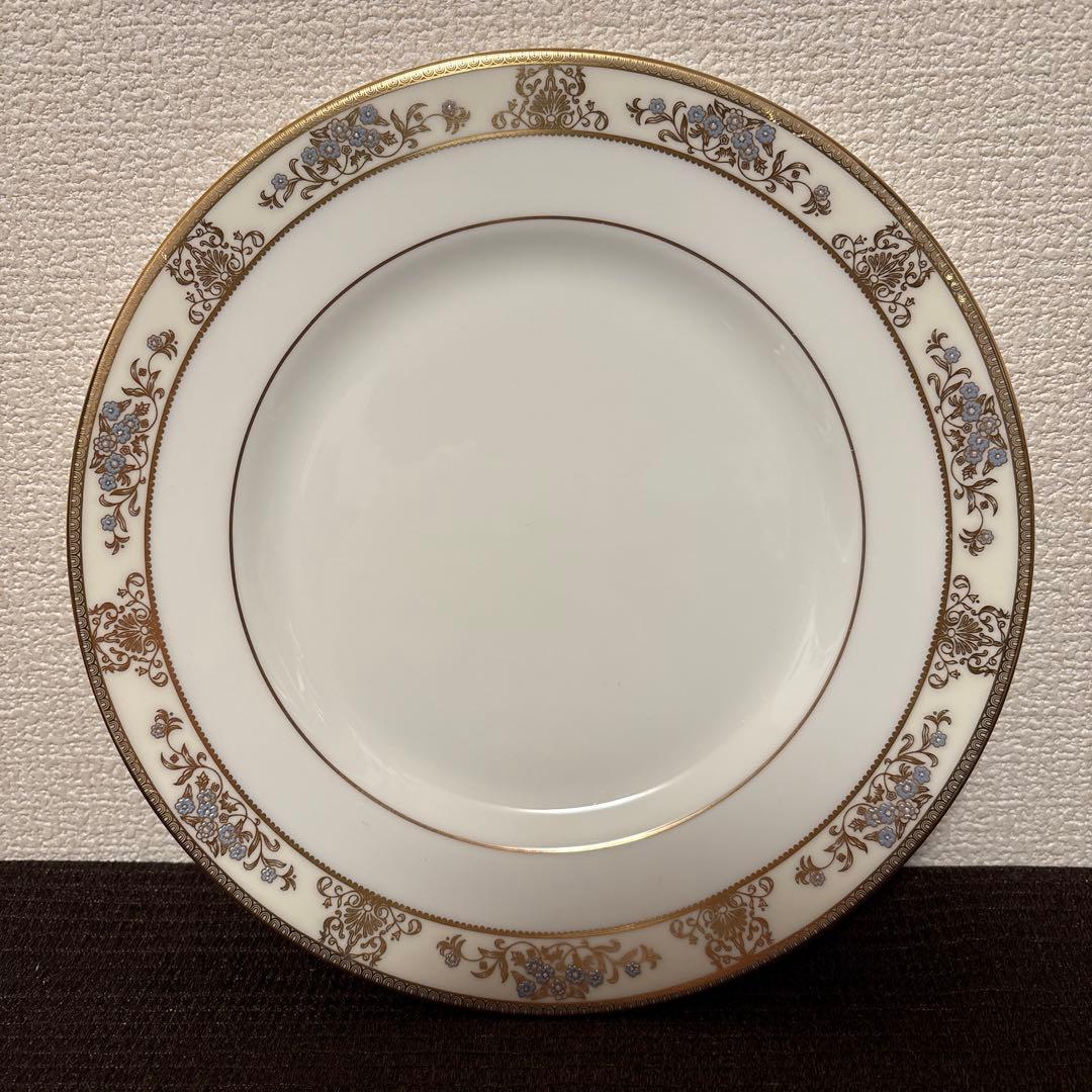 ウェッジウッド　クリブデン　ディナープレート　22.5cm