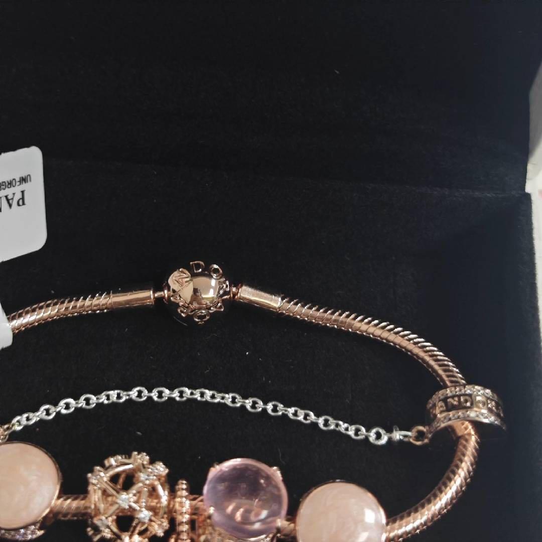 Pandora ローズゴールド フラワーブレスレット 18cm