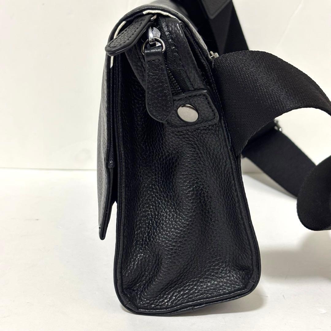 美品 イアパピヨネ ワイドテープショルダーバッグ ダルメシアン ボディ