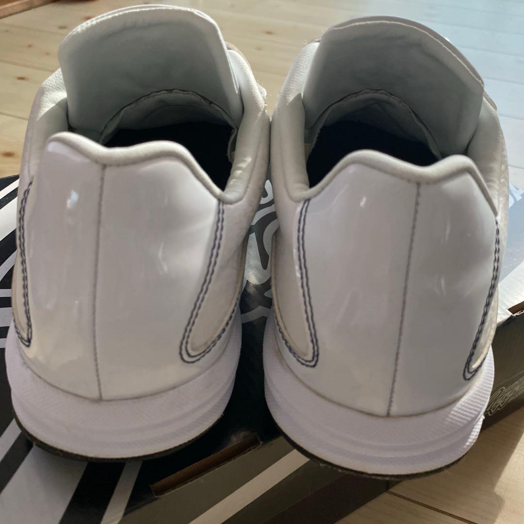 久保田スラッガー トレーニングシューズ ホワイト/ネイビー　25.0cm