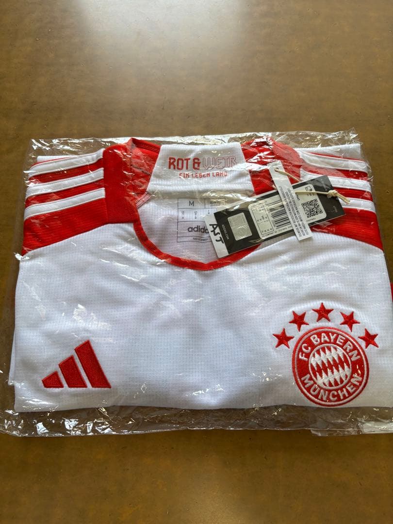 最終サイン入り正規23/24FCバイエルン•ミュンヘンユニフォーム
