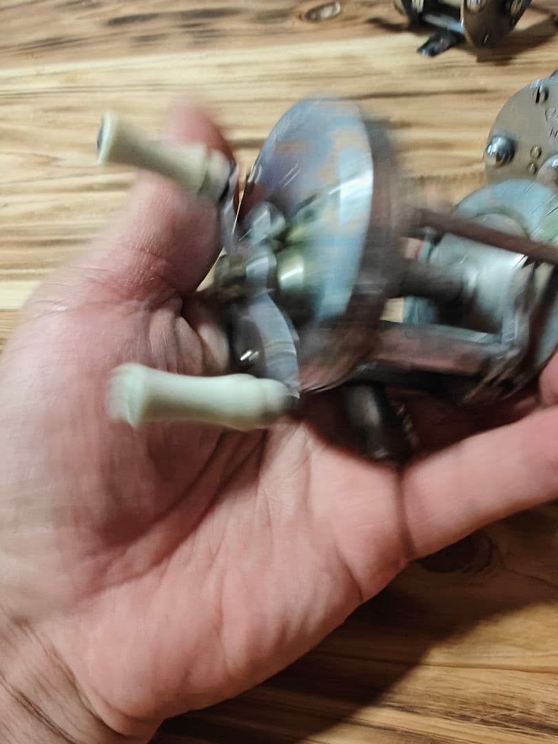 動画あり 価格交渉歓迎 レコード1700 ダイレクトリール アブ - メルカリ