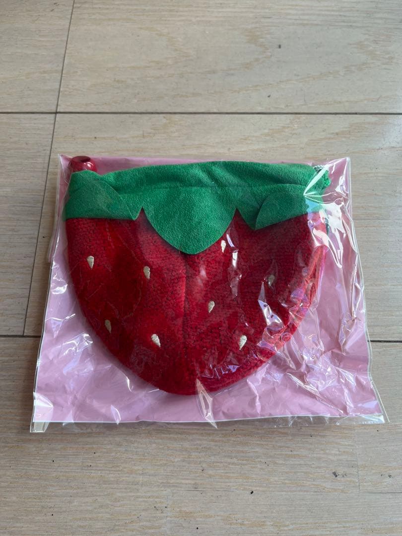 新品 FEILER ストロベリードット イチゴ型巾着 レッド 廃盤品 - メルカリ