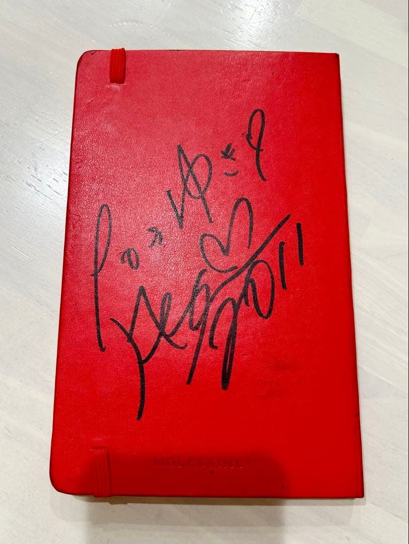 浜崎あゆみ 直筆サイン　Moleskine 赤いノート 浜崎あゆみ 直筆サイン Moleskine 赤いノート - メルカリ