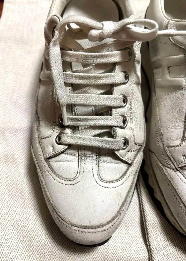 エルメス ホワイト レザースニーカー 新品替え紐付き 布袋付き7.5