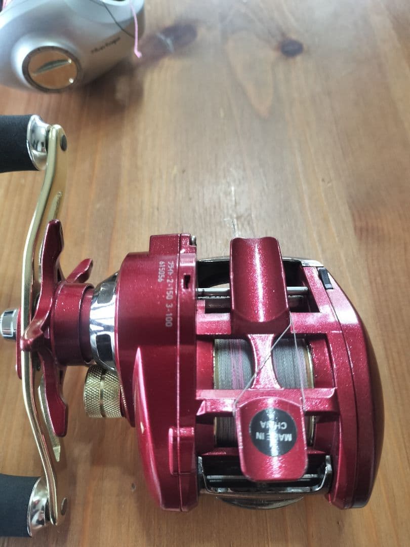 Daiwa 両軸リール 2点 無名のベイトリール 1点 3点セット販売