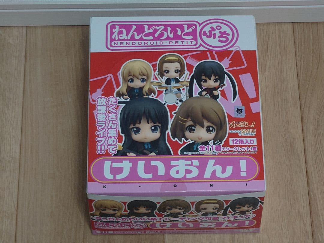 ねんどろいどぷち けいおん！BOX 12個入 一部未開封（山中さわ子おまけ付き） ねんどろいどぷち けいおん！ 12個入り 未開封BOX ねんどろいどぷち