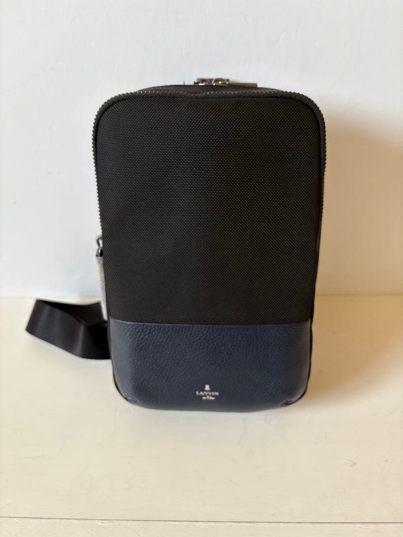 グリーン様【新品】ランバン　ボディバッグ　クロ グリーン様【新品】ランバン ボディバッグ クロ