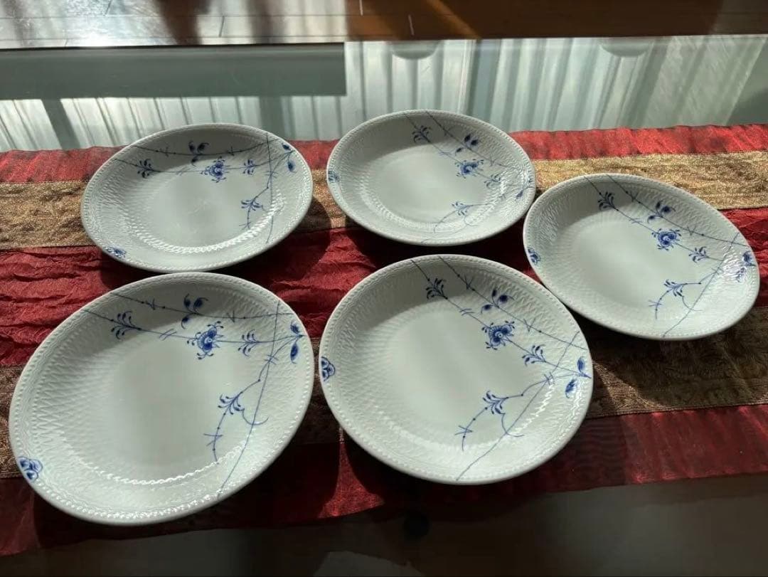 未使用品　ロイヤルコペンハーゲン　ブルーバルメッテ　プレート　20センチ Amazon.co.jp: ロイヤルコペンハーゲン(Royal Copenhagen) ブルーパル