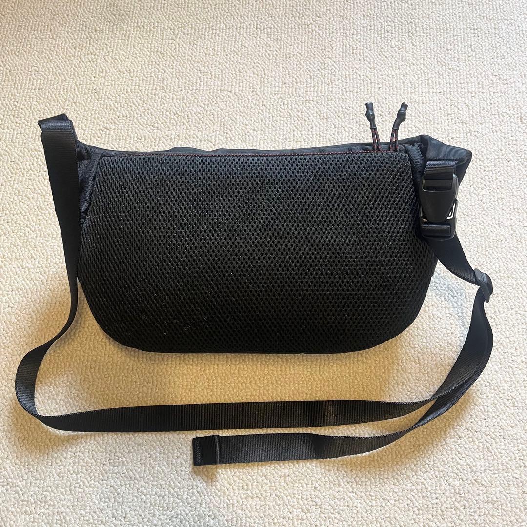 美品 希少 ブリーフィング FLY FRONT CROSSBODY ボディバッグ - メルカリ