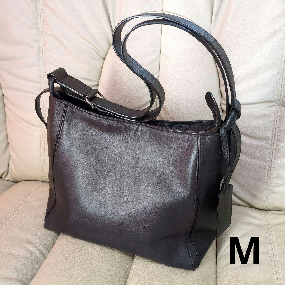 【生産終了】マザーハウス ヨゾラ M シャイニー ダークグレー Yozora 3 Way Bag M – マザーハウス 公式サイト