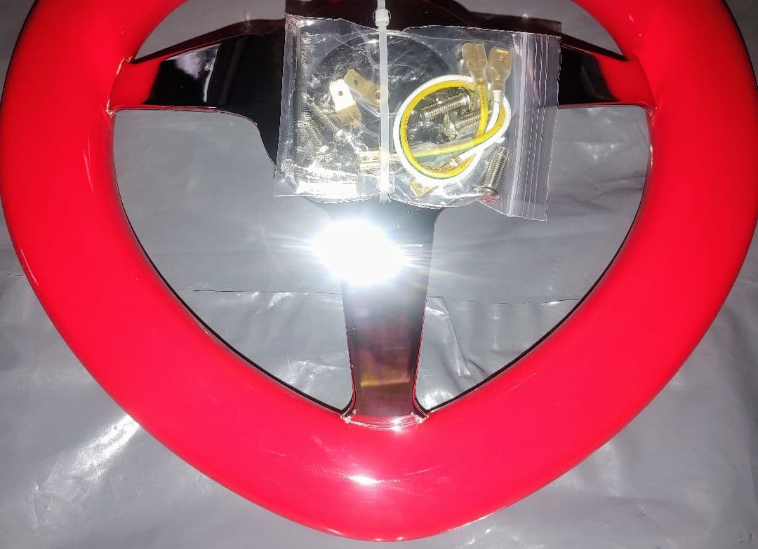 ♡32パイハートレッドステアリング♡　【最終値下げ今月いっぱいでページ削除】