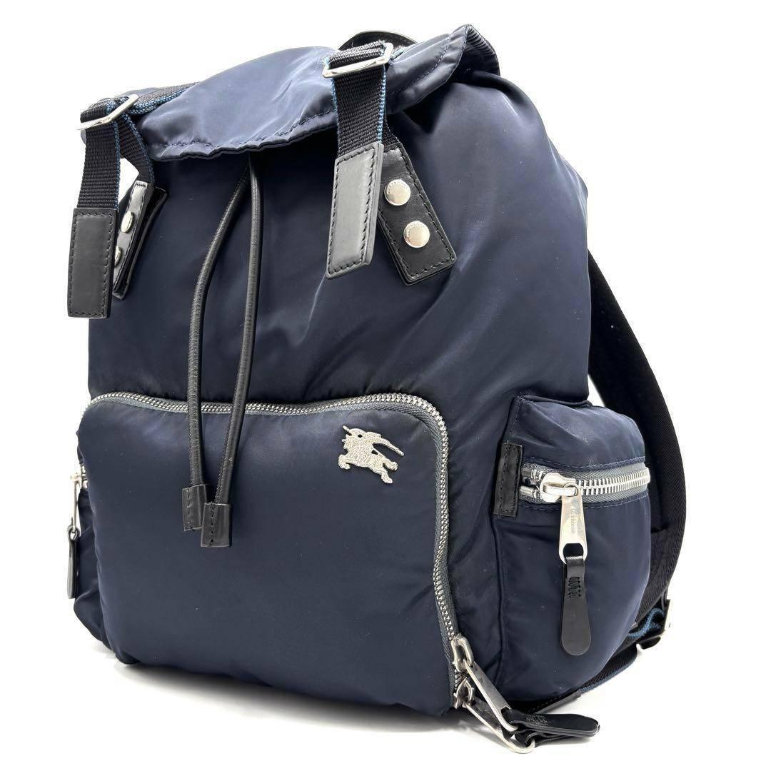 【美品・現行モデル】バーバリー リュック ホースロゴ刺繍 ネイビー ナイロン バーバリー(BURBERRY) ナイロン リュック・バックパック | 通販・人気