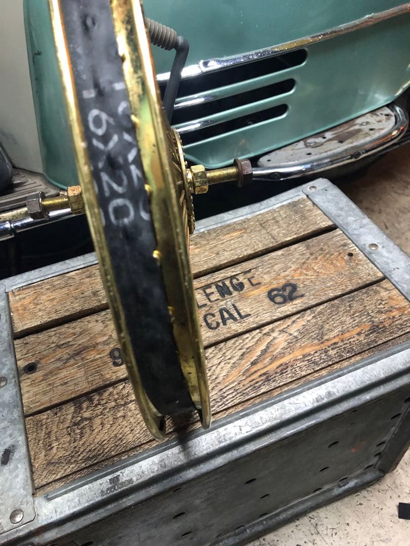 Lowrider ローチャリ SCHWINN ホイール 16インチ フロント