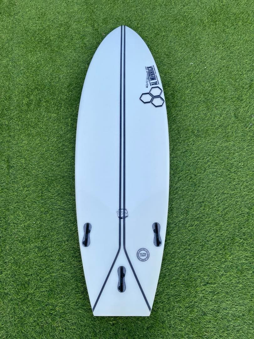 新品送込スパインT アルメリック 5.7 NecKBeard2 A2449