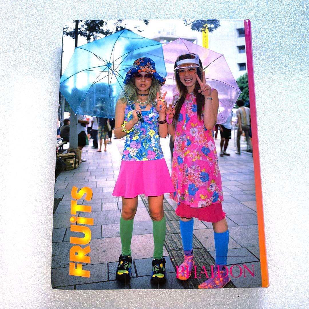 FRUiTS フルーツ 海外版 PHAIDON 2001年平成 原宿 y2k