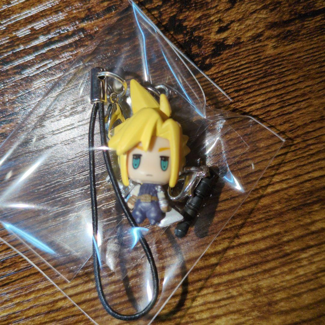 FF クラウド　マスコット　ストラップ クラウド マスコット ストラップ シアトリズム FF7 ファイナル