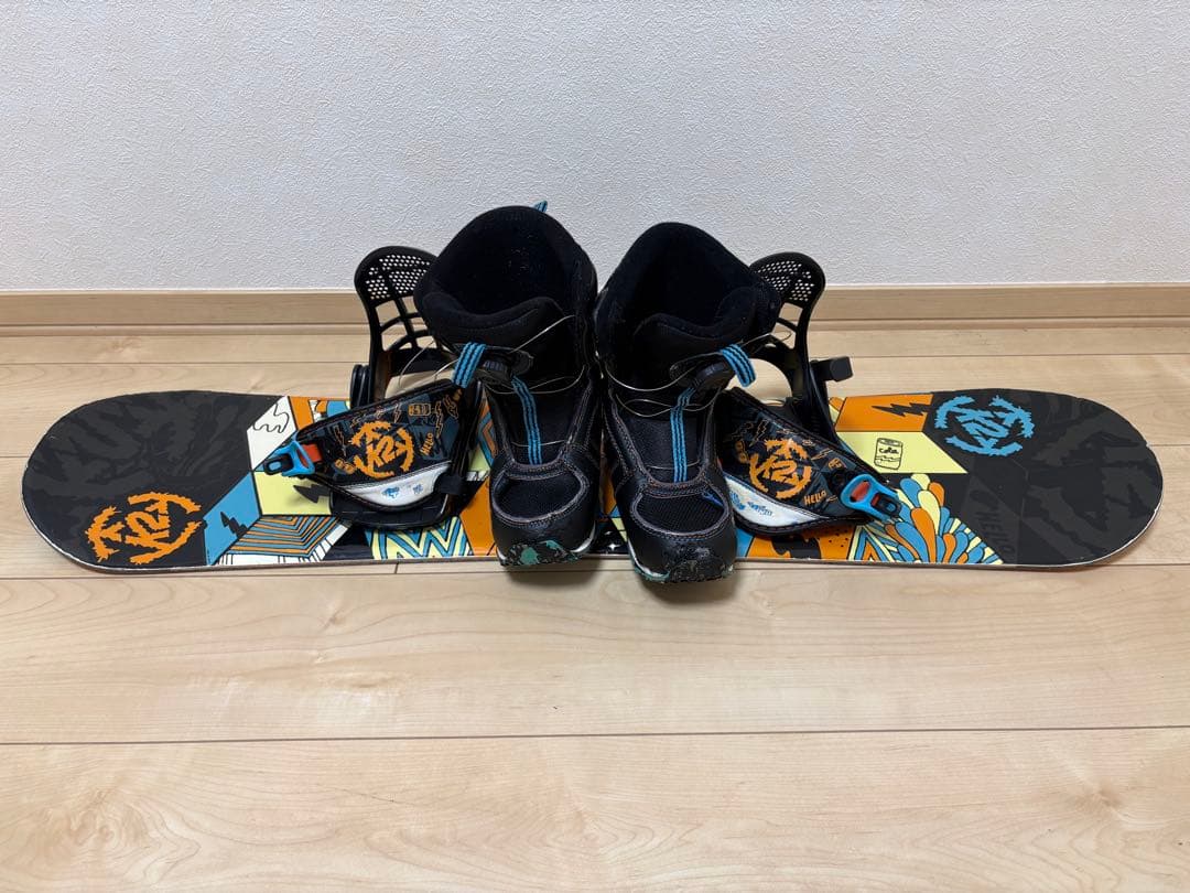 子供用スノボー、ビンディング、ブーツ 3点セット 男の子 子供用スノボー、ビンディング、ブーツ スノーボード・ビンディング