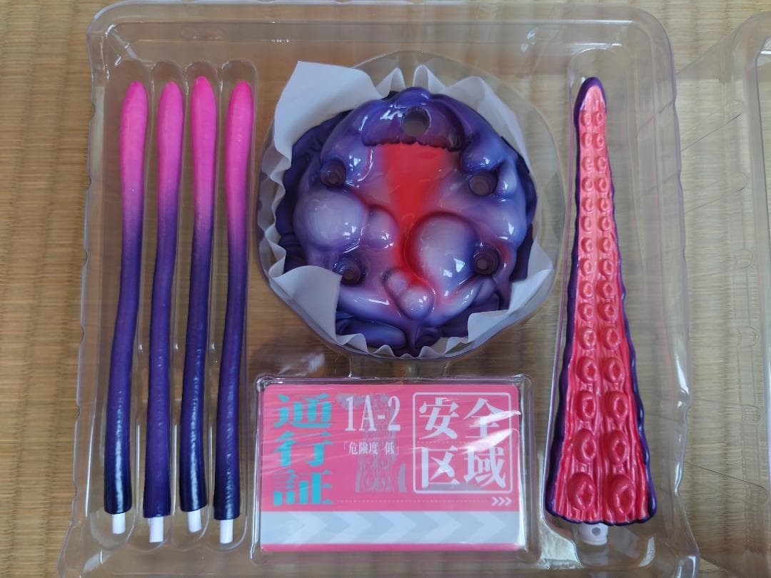 UBC-404幼体Ver＆UBC-404成体Verセット 触手台座【中古】 - メルカリ