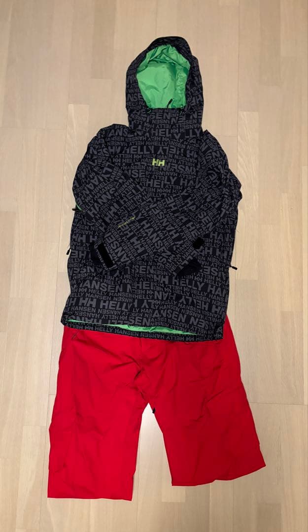 Helly Hansen スノーボードウェア 黒/赤 Helly Hansen スノーボードウェア 黒/赤