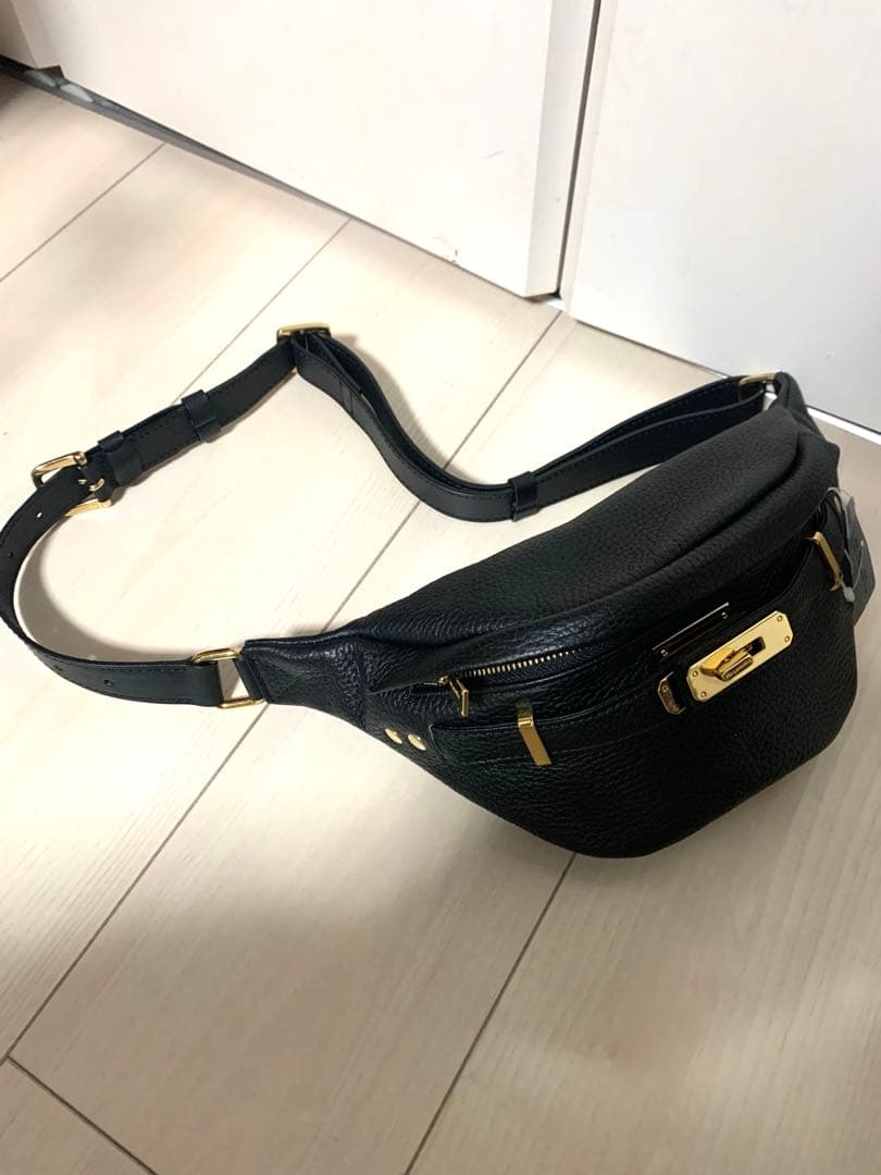 ✨️未使用✨️ シータパランティカ ボディバッグ シボ革 ウエスト