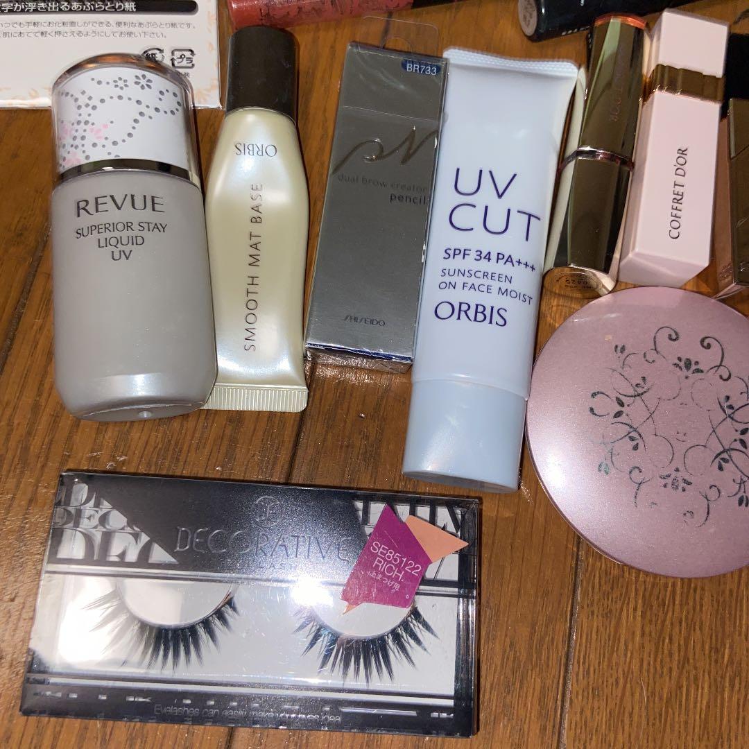 勝手に出品！】ママの 化粧品 セット 化粧ポーチごと - メルカリ