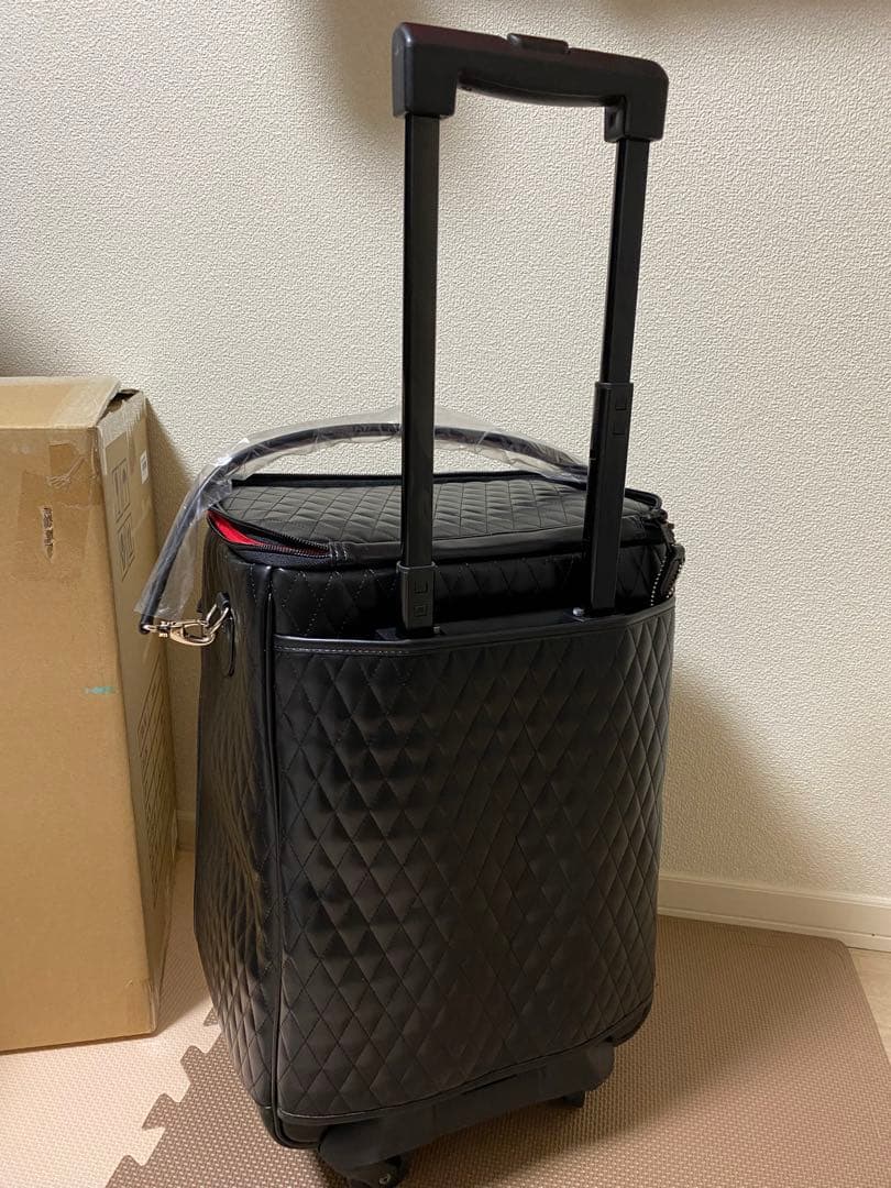マダムヒロコ キルティング加工 キャリーケース リアン ブラック 59400