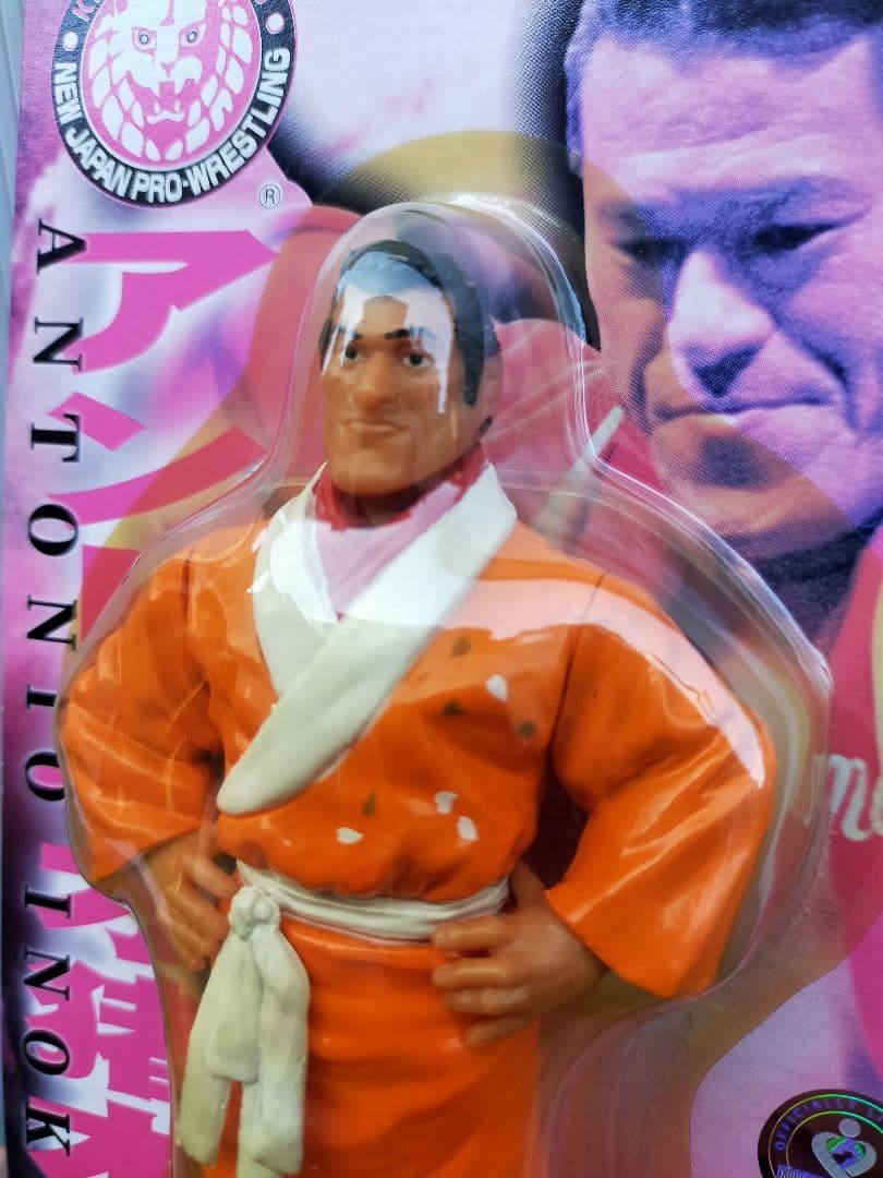 アントニオ猪木(オレンジガウンver.) 30周年記念フィギュア 【新品未