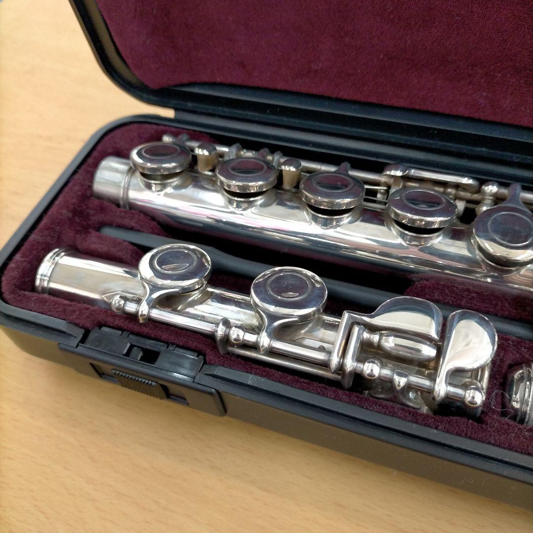 ヤマハ YFL-221 新品展示品 銀メッキ フルート本体 ケース付き - メルカリ