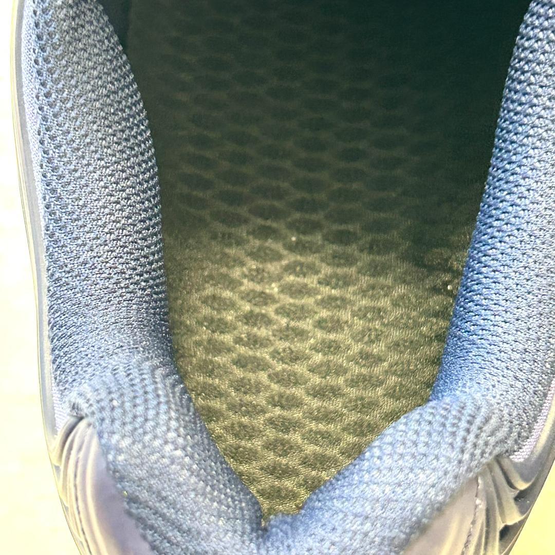 新品　ヨネックス　シューズ　28.5cm テニスシューズ　　パワークッション