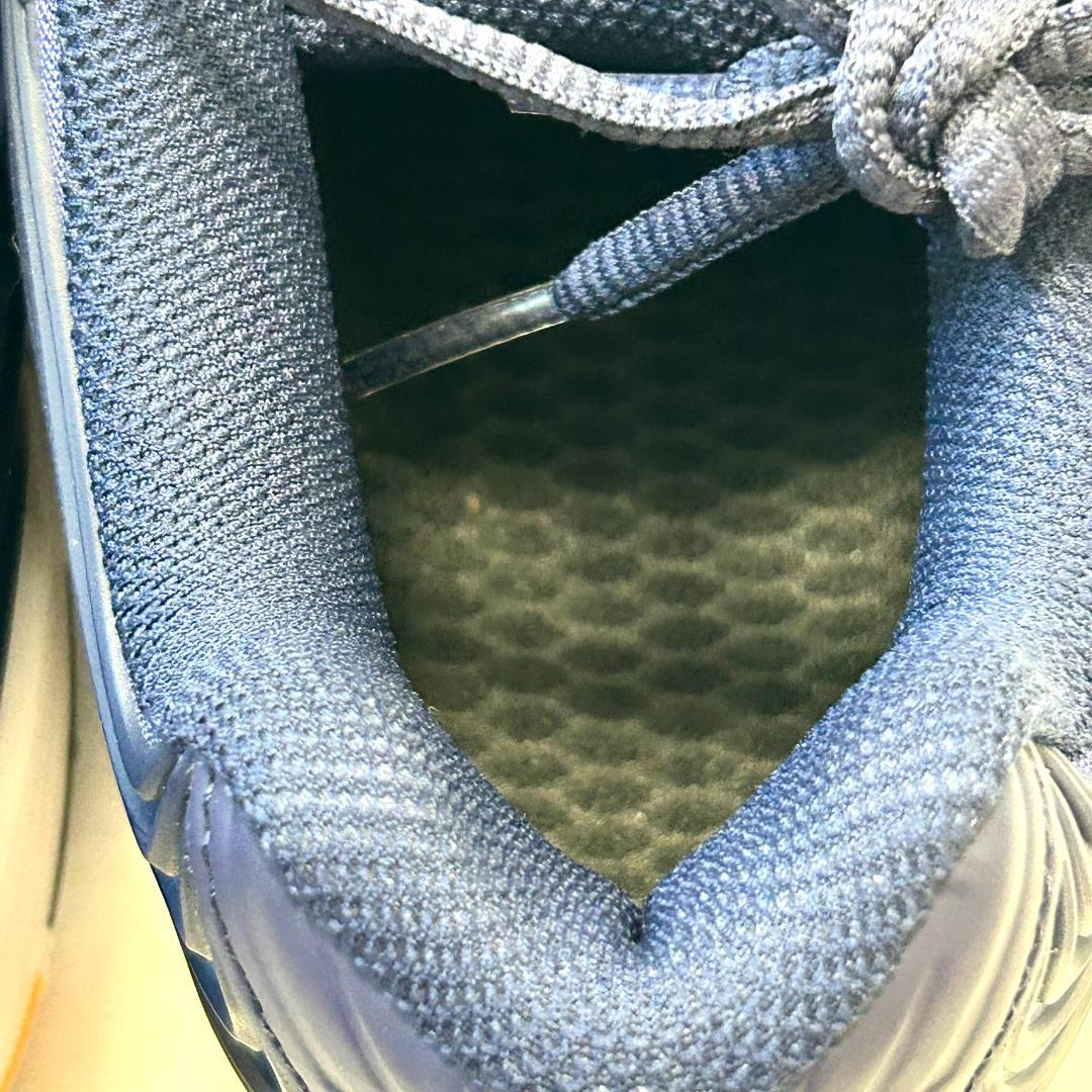 新品　ヨネックス　シューズ　28.5cm テニスシューズ　　パワークッション