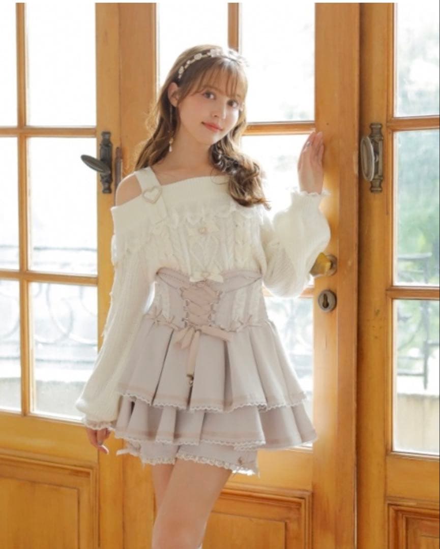 リズリサ ハートバックルフリルオフショルニット LIZ LISA - メルカリ