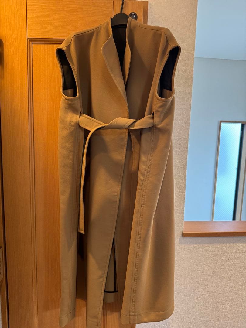 美品！ellie ノースリーブロングベスト 美品！ellie ノースリーブ