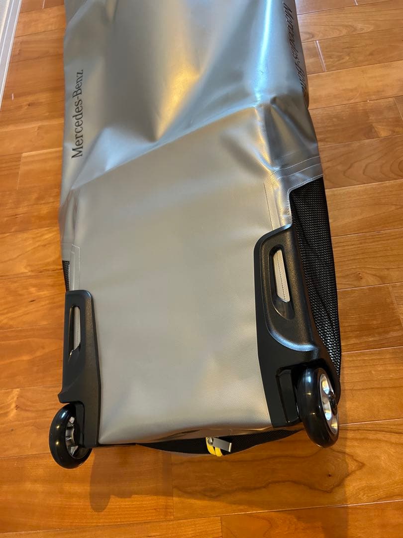 純正・未使用】Mメルセデス・ベンツ スキー／スノーボードバッグ