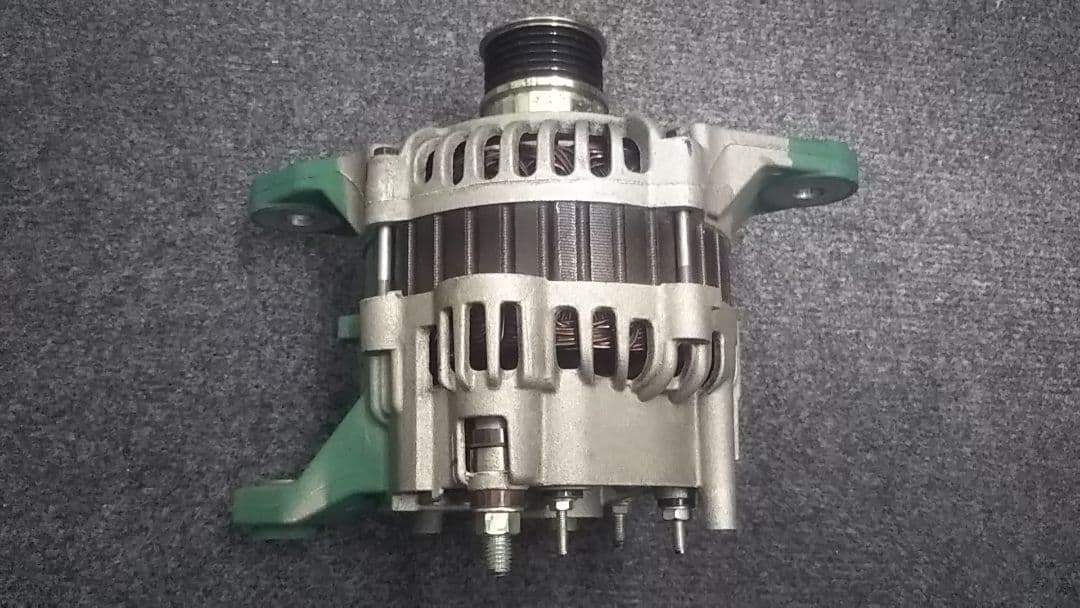 ボルボペンタエンジンのオルタネーターASSY ボルボマリン用オルタネーター