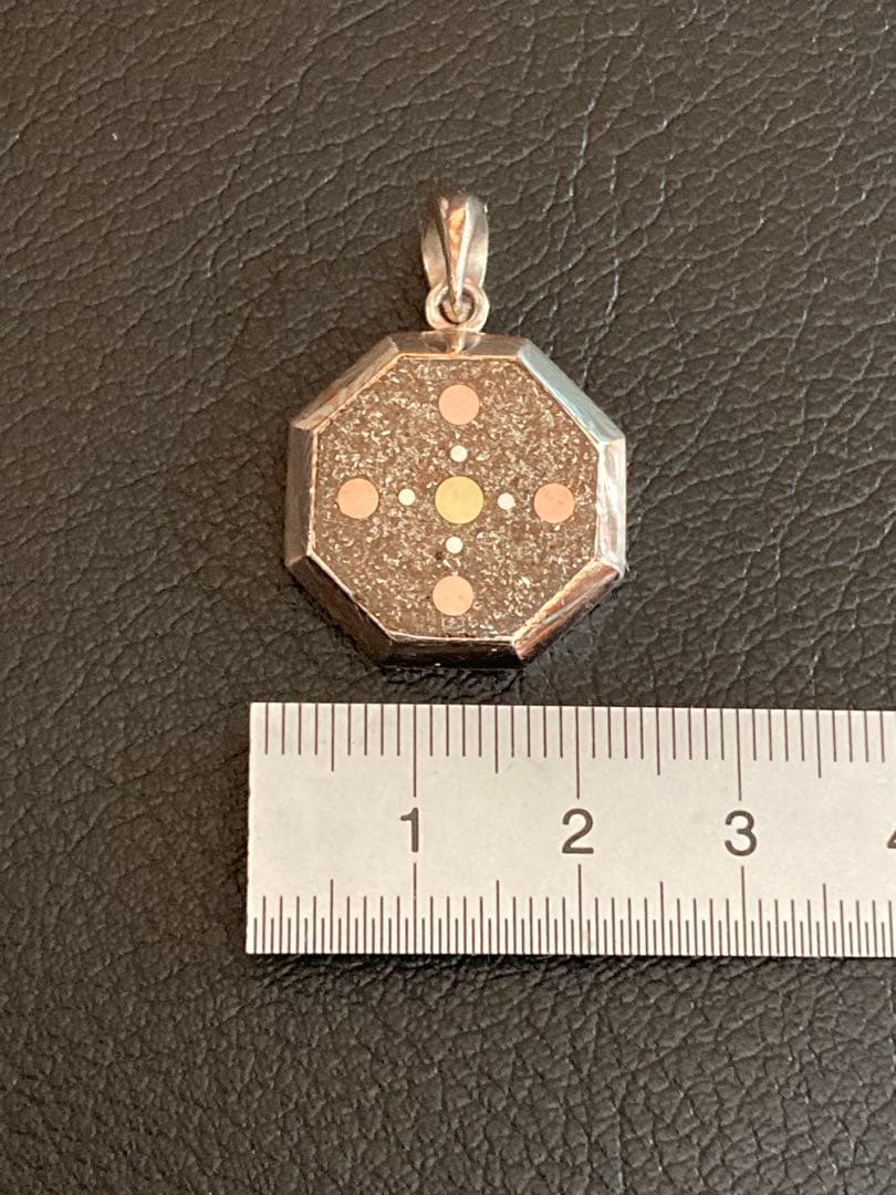 Suman Dhakhwa pendant スーマンダックワ シャンバラ - メルカリ