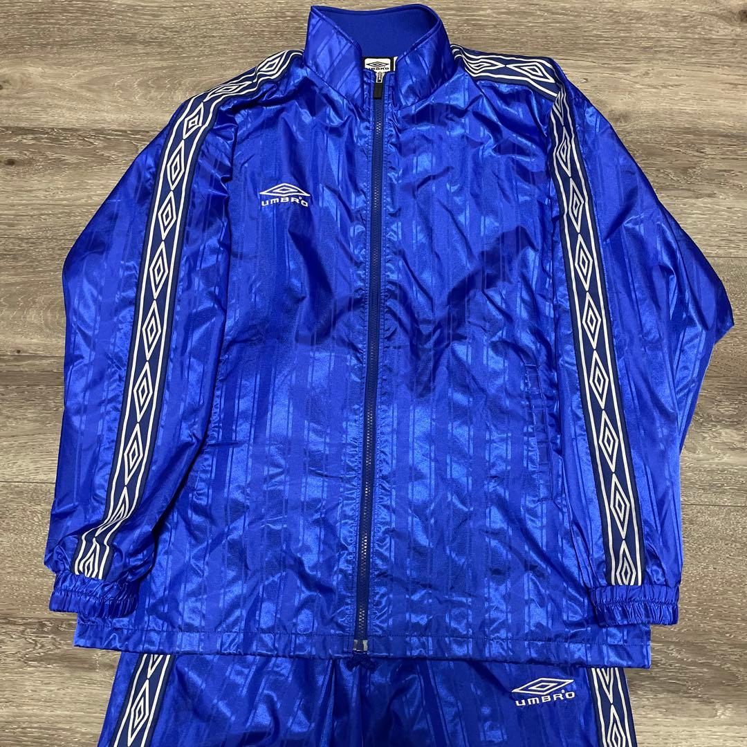 極美品 umbro ロゴライン Nylon Jacket Pant セットアップ 極美品 umbro ロゴライン Nylon Jacket Pant セットアップ - メルカリ