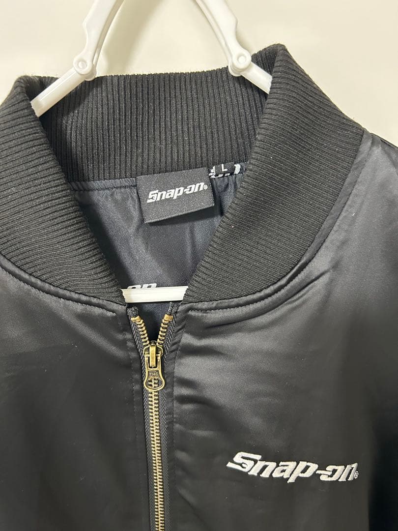 値下げ依頼対応中 スナップオン 数量限定 MA-1風ジャケット - メルカリ