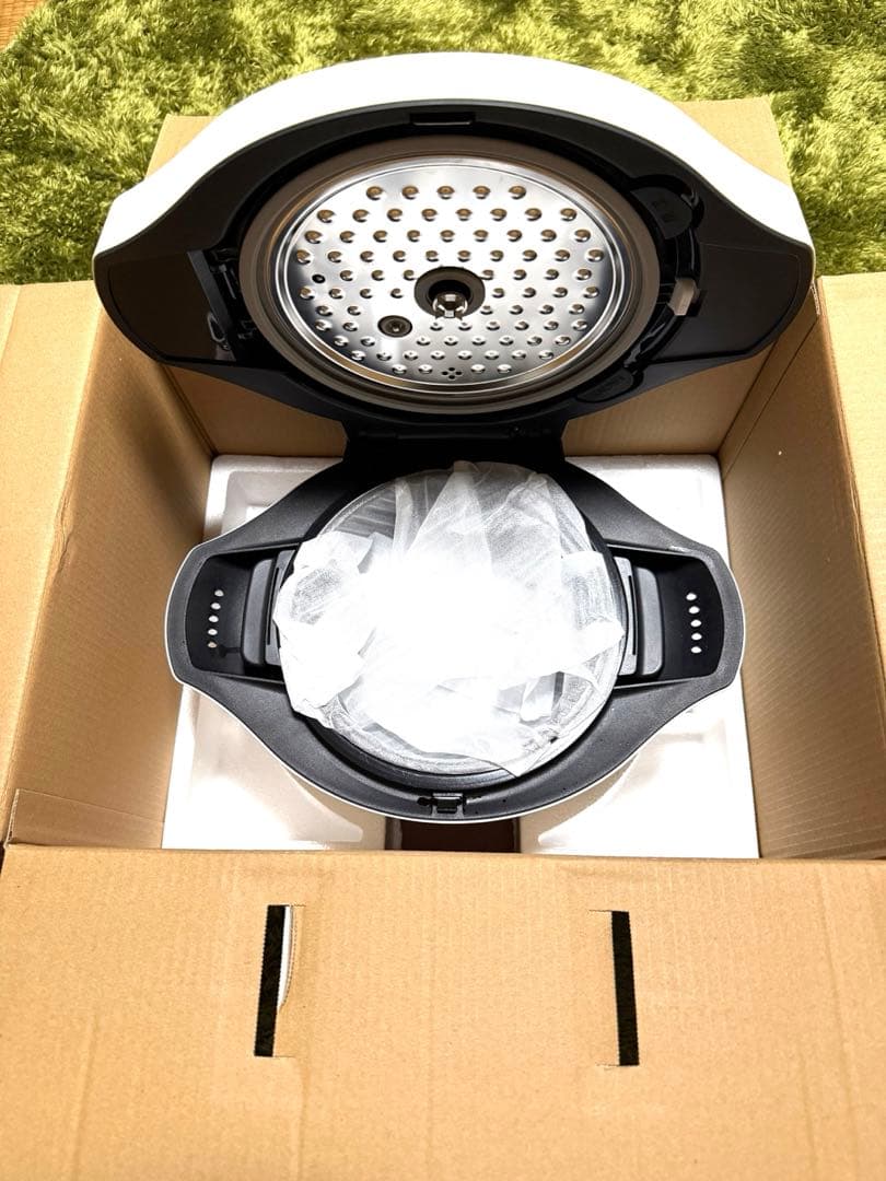 ヘルシオ ホットクック KN-HW24F-W （2021年製）2.4L